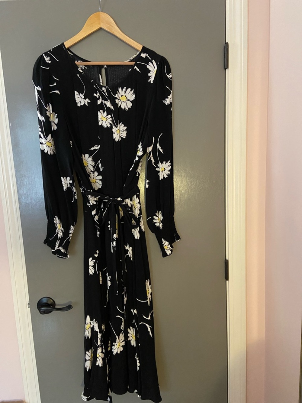 Women’s Talbots Black Floral Wrap-Style Midi Dress with Belt, Size 16